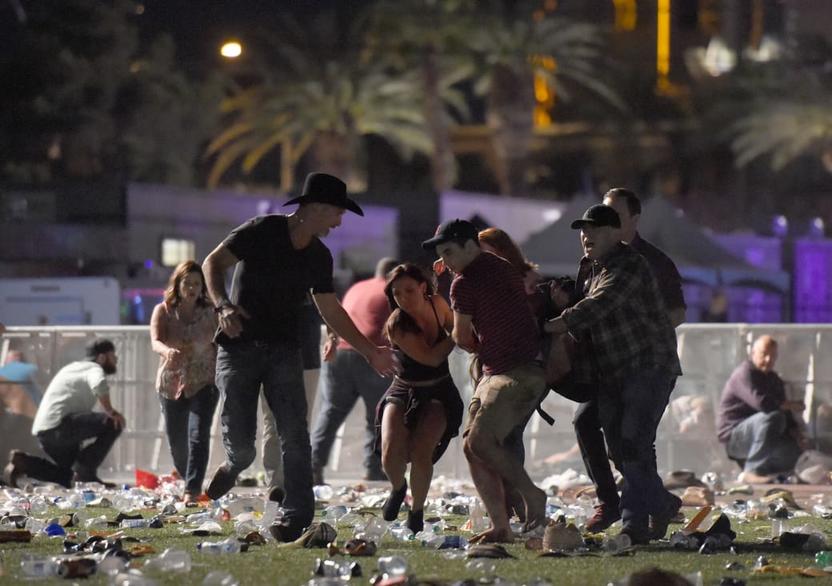 21 фото ужасающих последствий массового расстрела в Лас-Вегасе