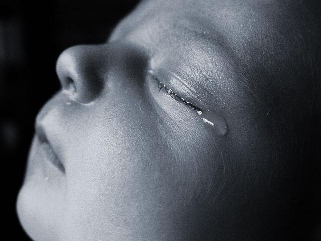Вот что происходит с ребенком, когда женщина плачет во время беременности
