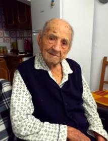 Этот 113-летний мужчина - самый старый на Земле. Говорит, есть только 1 секрет...