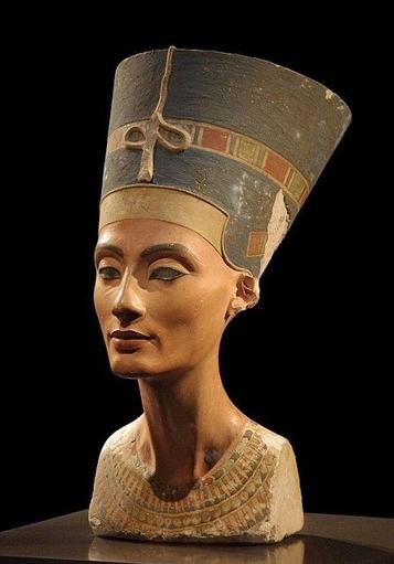 Учёные воссоздали внешность древнеегипетской правительницы Нефертити и пришли к необычному открытию, которое уже вызвало бурные обсуждения