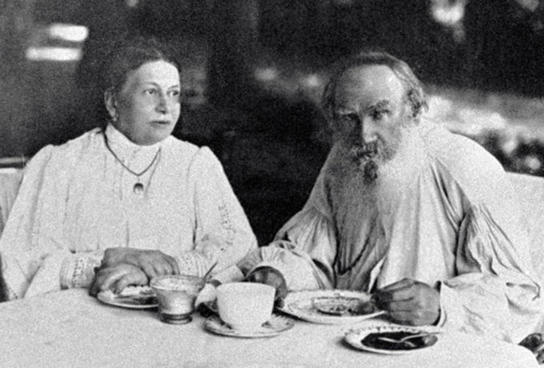 Различия между мужчиной и женщиной на примере семьи Льва Толстого