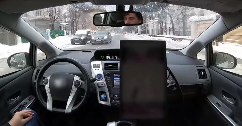 Яндекс.Такси впервые выпустили свой беспилотный автомобиль на улицы Москвы. И вот видео от лица пассажира