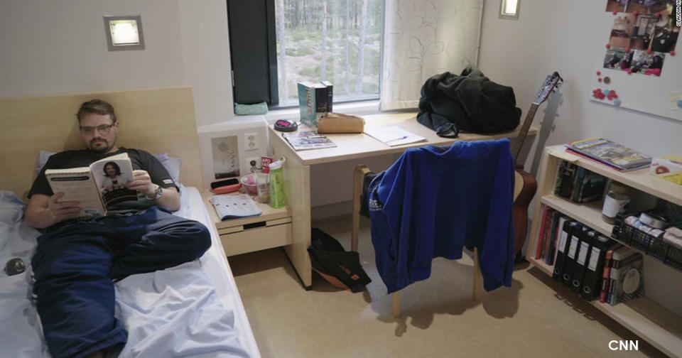 Вот как живут в самой комфортной тюрьме Норвегии