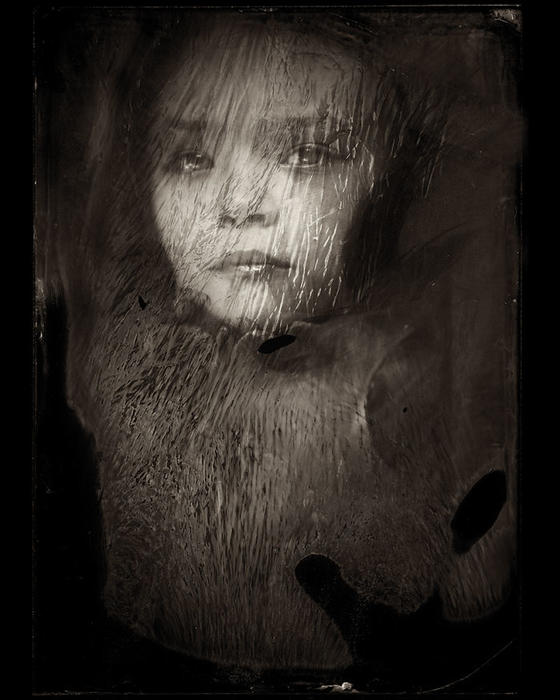 Я нашла фотокамеру, которой 166 лет, и стала снимать на нее детей. Вот результат!
