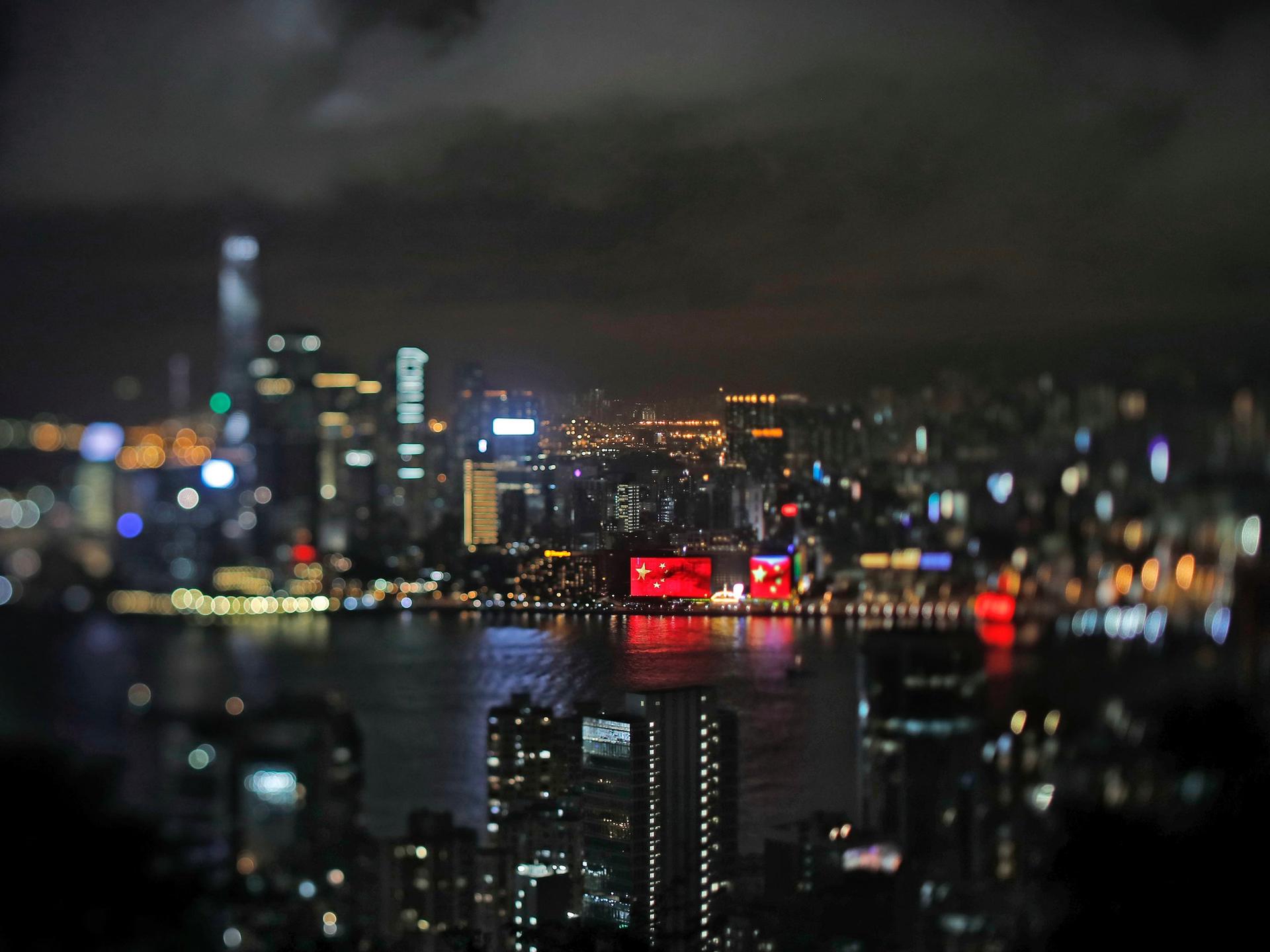 Каждый седьмой житель Гонконга — миллионер. Вот как им это удаётся