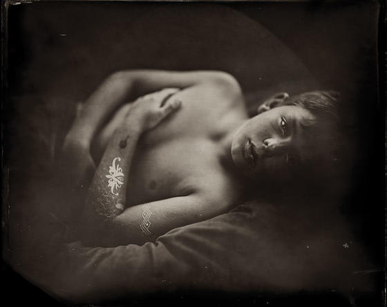 Я нашла фотокамеру, которой 166 лет, и стала снимать на нее детей. Вот результат!