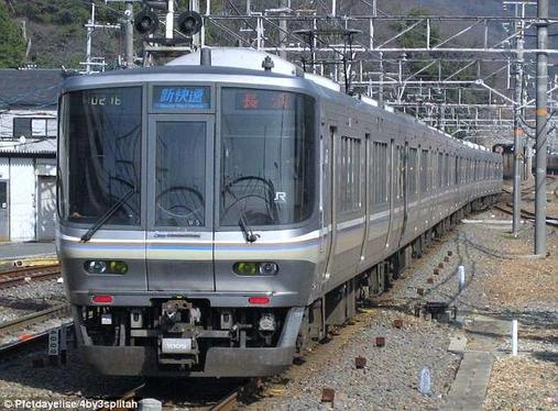 Поезд в Японии уехал со станции на 25 секунд раньше. Вот что сделали с машинистом ″Этому нет оправданий″, - сказали они.