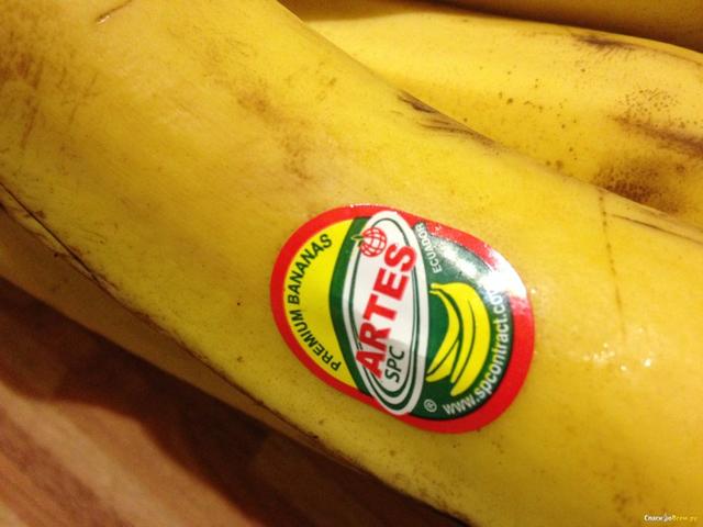 Если вы видите ″8″ на наклейке на фрукте, не покупайте его! Вот почему Надо знать. Ради собственного здоровья.