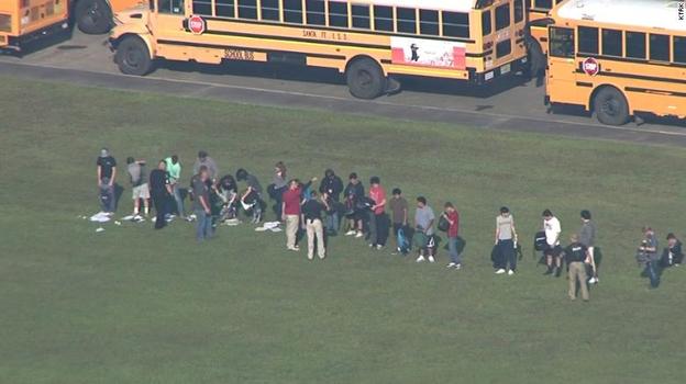 Стрельба в школе в Техасе: жертв считают, но их будет много! Очередной шокирующий расстрел.