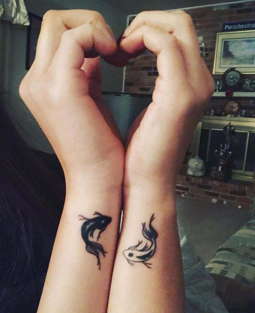 Редкие, но очень красивые татуировки для девушек