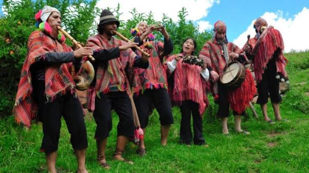 «Полет кондора»: 100-летняя перуанская мелодия, которая покорила мир! В исполнении Лео Рохаса.
