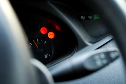 11 вредных водительских привычек, которые обходятся очень, очень дорого Присмотритесь к своей манере вождения.
