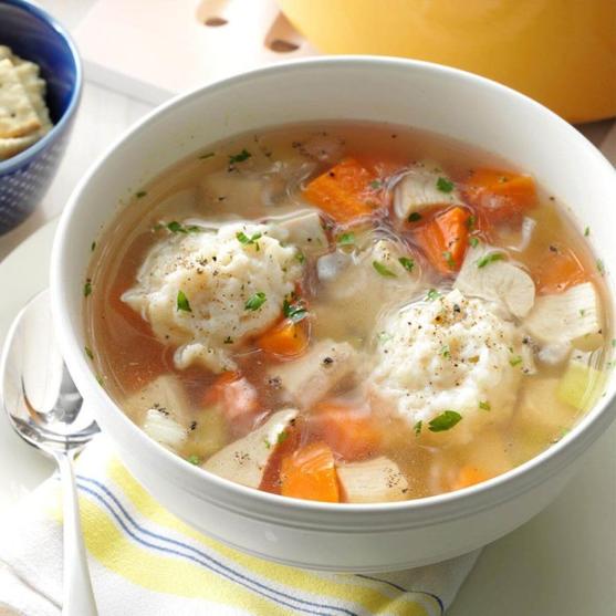 Суп с овощами, сыром и курицей: идеален и на обед, и на ужин Пикантный вкус!