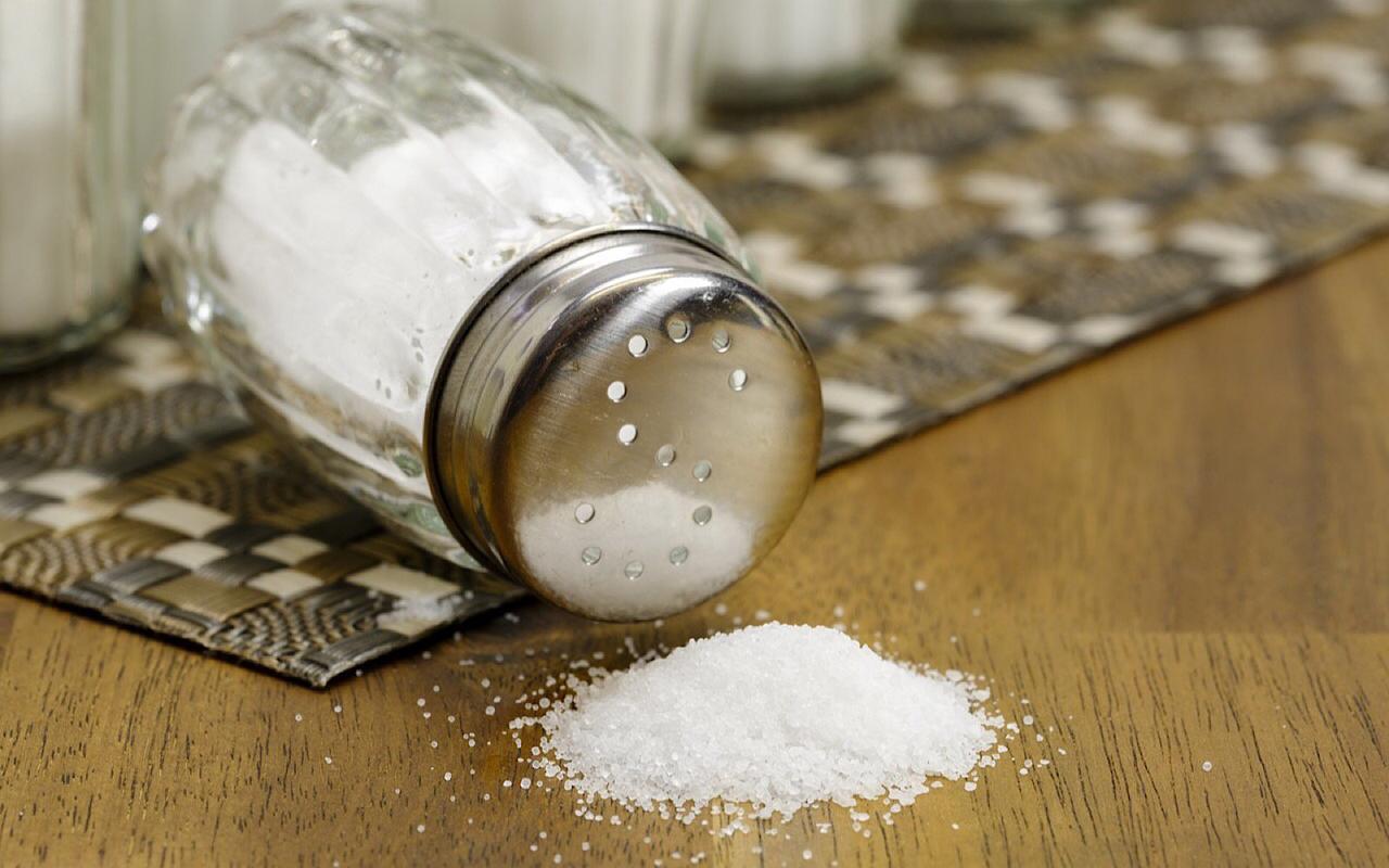 Никогда-никогда не покупайте морскую соль! Последствия могут быть самыми ужасными... Не верьте: она уже давно не полезна!