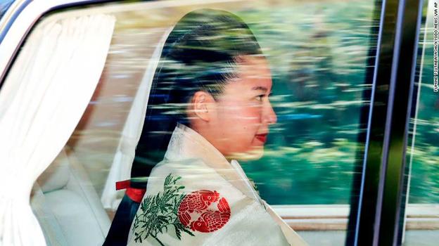 Японская принцесса Аяко вышла замуж - и потеряла свой статус. Все ради любви... Вот на что способно это чувство.