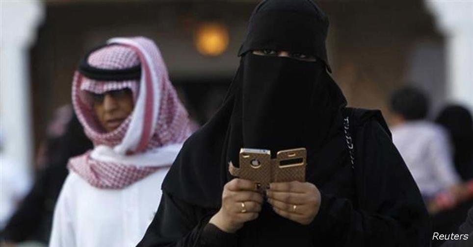 В Саудовской Аравии женщине, которая станет копаться в телефоне мужа, угрожает тюрьма! Руки прочь от чужого телефона!