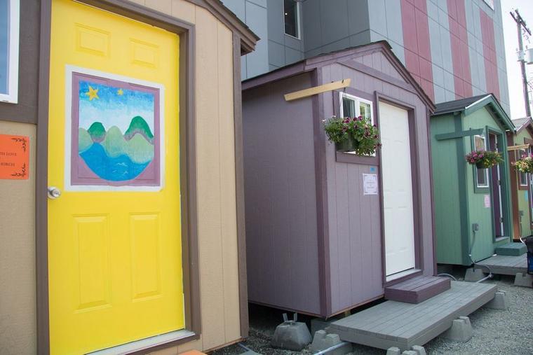 Эти крошечные дома строят, чтобы спасти бездомных ветеранов Все правильно!
