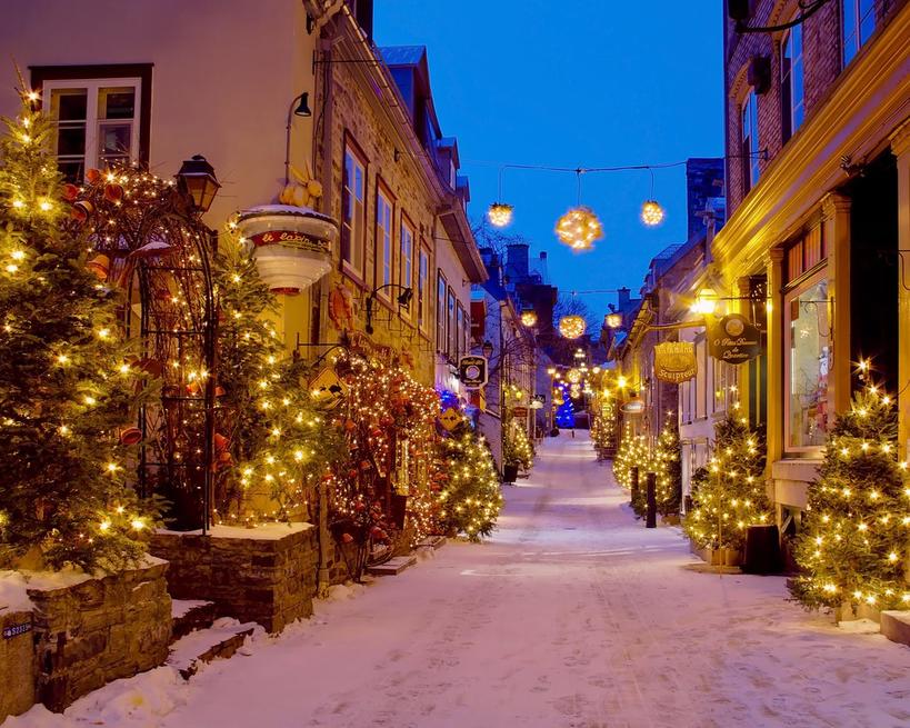 Смотрите, как в Канаде украшают улицы к Рождеству. Это просто бомба! Сказка наяву.