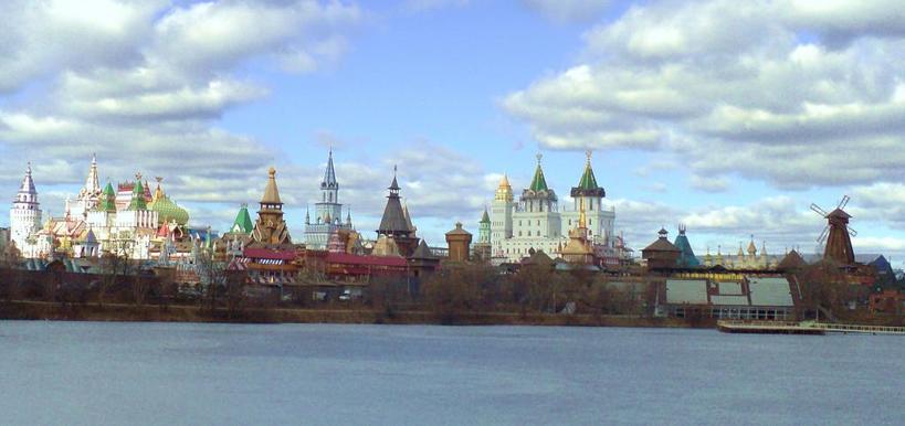 Достопримечательности Москвы:  Вернисаж  в Измайлово