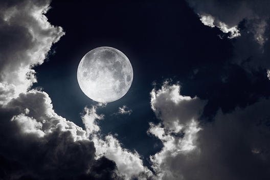 Редкое полнолуние во время зимнего солнцестояния: вот что от него ждать Луна, несущая избавление от старого...