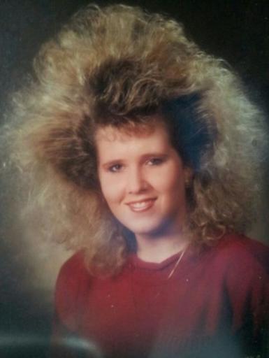 Когда лак для волос только появился: забытые прически 80-х Безумные начесы и много лака!