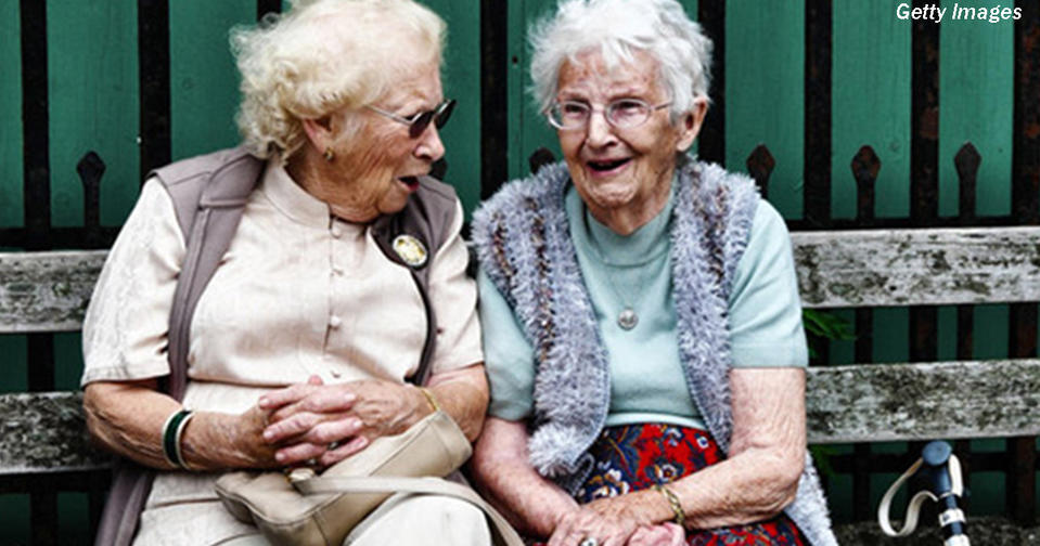 2 крымские пенсионерки построили ″Дом любви″ и заработали по  млн каждая! Предприимчивые старушки!