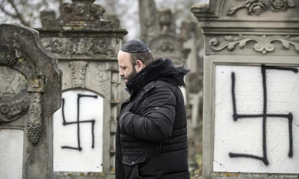 Антисемитизм резко растёт по всей Европе, показывают цифры. Неужели все забыли?!