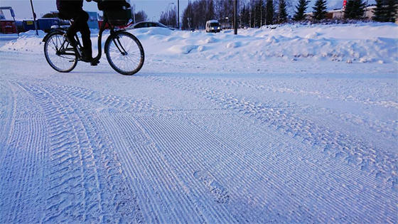 Дети в Финляндии ездят в школу на великах при -17 °C. Вот чего они добиваются