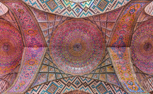 Как выглядит «Розовая мечеть» - одна из самых красивых мечетей в Иране