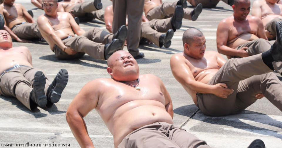 В Таиланде пухлых полицейских отправили в лагерь   сгонять лишний вес
