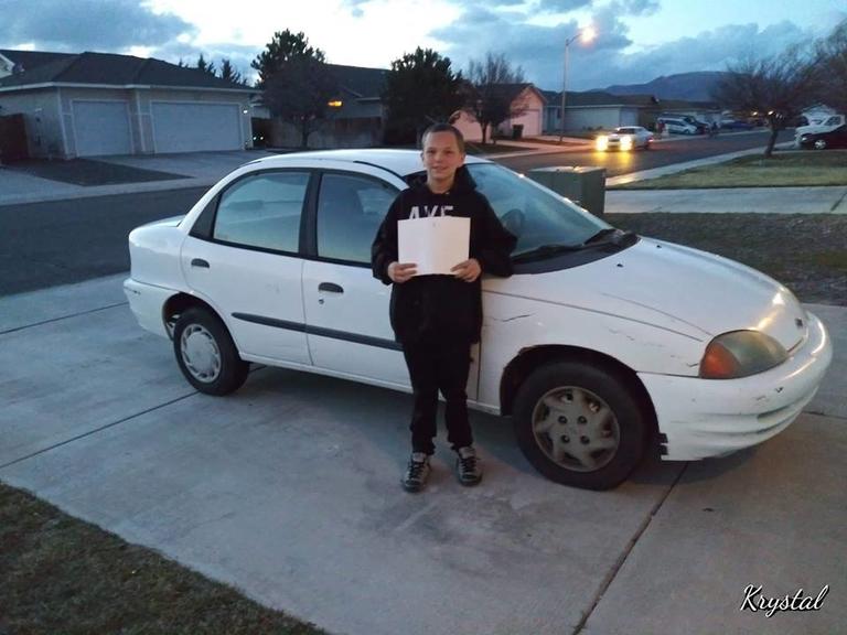 13-летний мальчик продал приставку и пошел на работу, чтобы купить маме машину