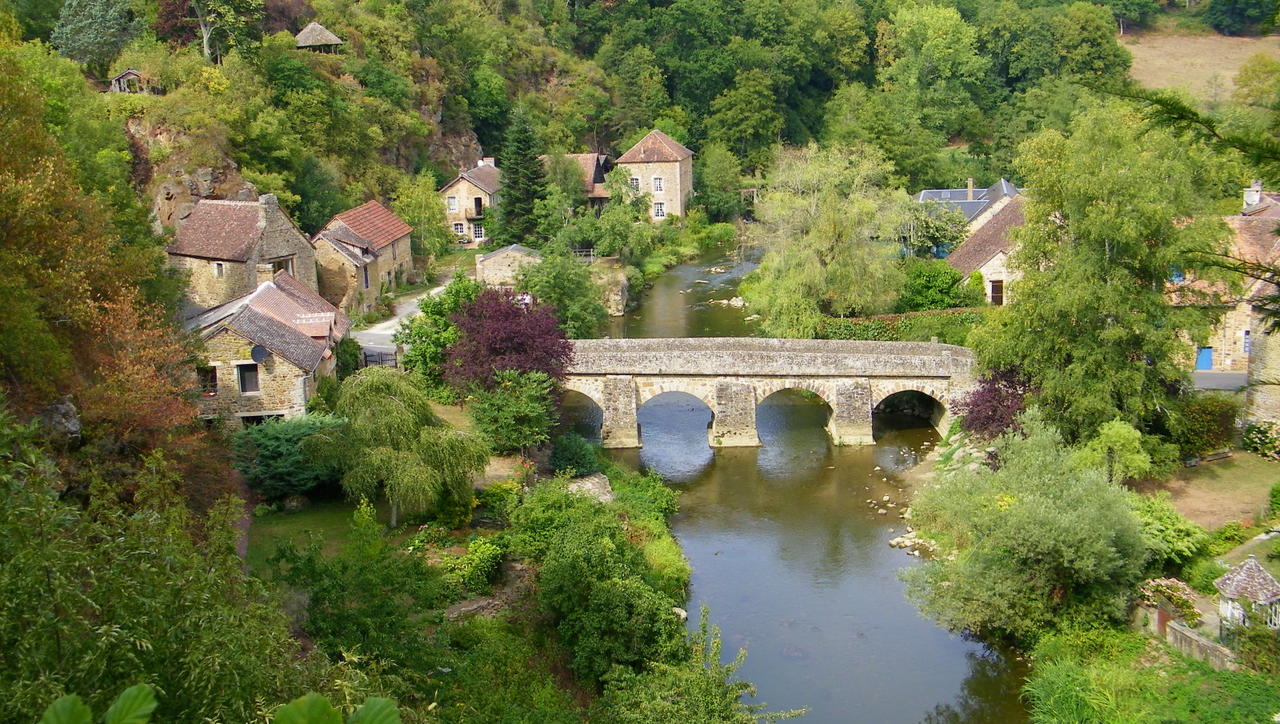 20 самых красивых деревень, которые можно найти во Франции