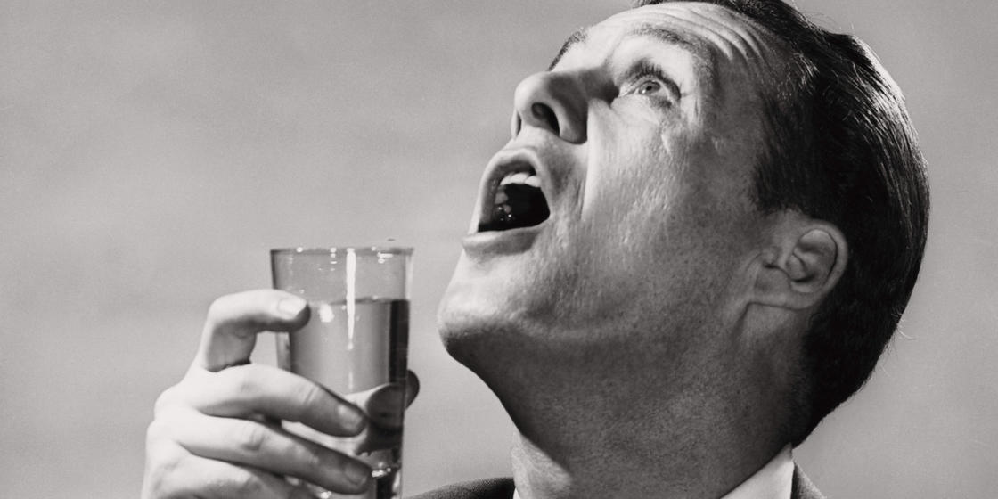 8 удивительных причин регулярно полоскать рот соленой водой