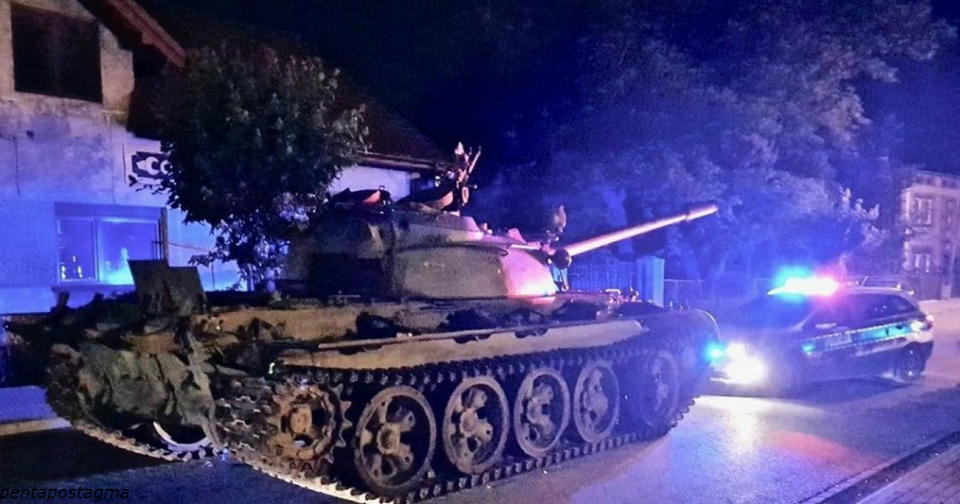 Пьяный мужчина ″вторгся″ в небольшой польский городок на советском танке