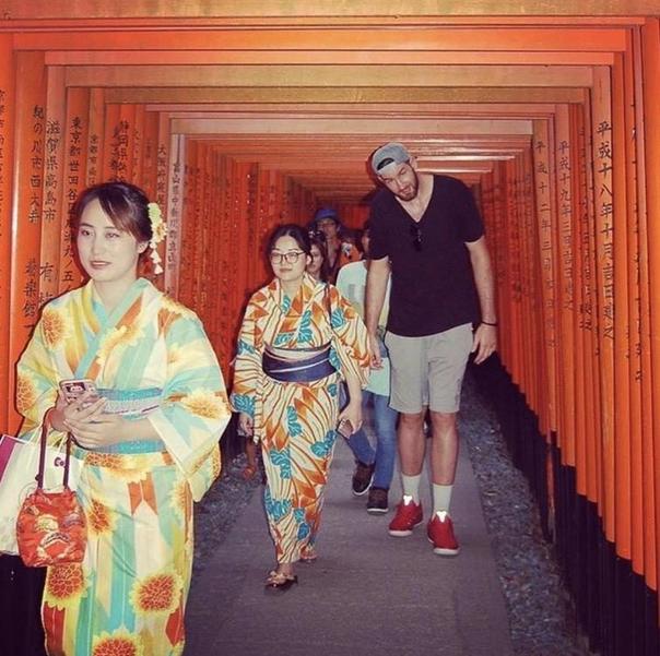 30 раз, когда кто-то съездил в Японию и понял, что он слишком высокий для этой страны