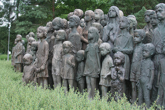 Мемориал памяти по 82 детям, которых отдали на растерзание нацистам