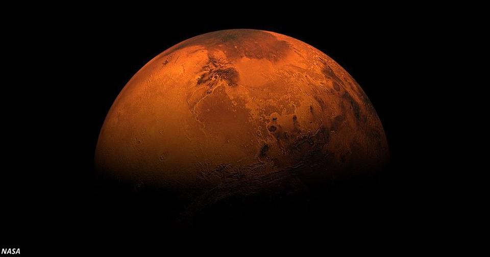 12 фотографий, которые раскрывают странную и завораживающую красоту Марса