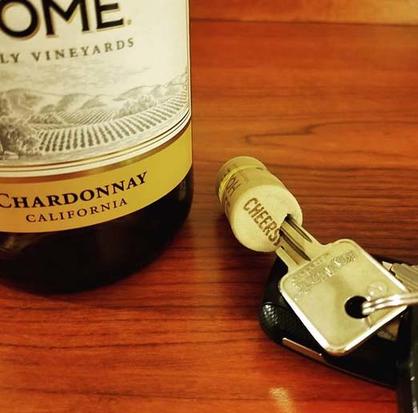 6 способов открыть бутылку вина без штопора