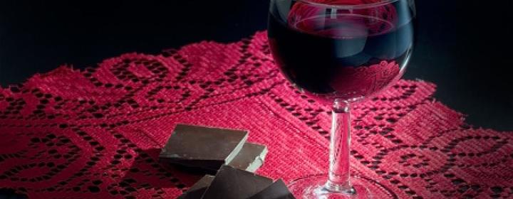 Красное вино лечит депрессию и тревогу: а значит, вреда от него меньше, чем пользы