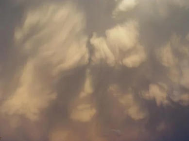 Кто-то увидел облака, которые ″показали″ нам, как может выглядеть лицо Иисуса