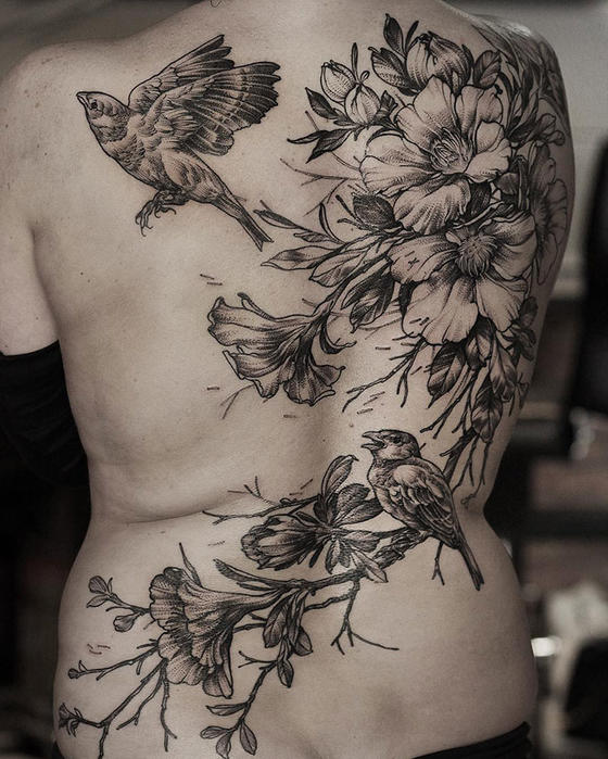 30 раз, когда кто-то сделал татуировку на всю спину - и получилось действительно красиво