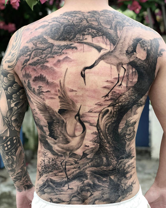 30 раз, когда кто-то сделал татуировку на всю спину - и получилось действительно красиво