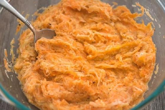 Подруга, живущая в Германии, научила готовить немецкие драники с морковью: понравился рецепт
