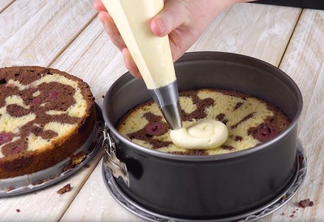 Подруга из Германии научила печь классический торт 