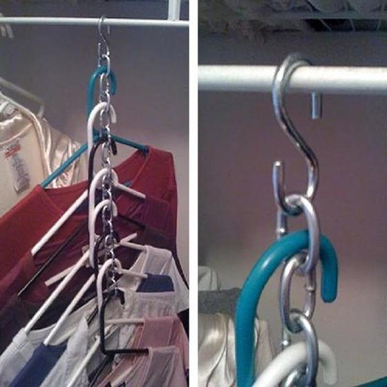 Использовать цепи и крючки: как поместить в шкаф больше вешалок с одеждой
