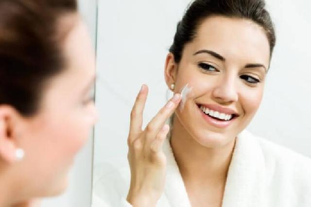 10 типичных ошибок, которые женщины допускают при уходе за кожей лица