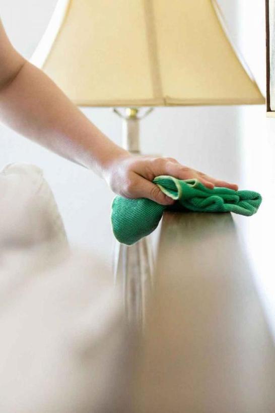 Грубые ошибки в уборке, от которых ваш дом становится еще грязнее: неочищенный фильтр пылесоса и другое