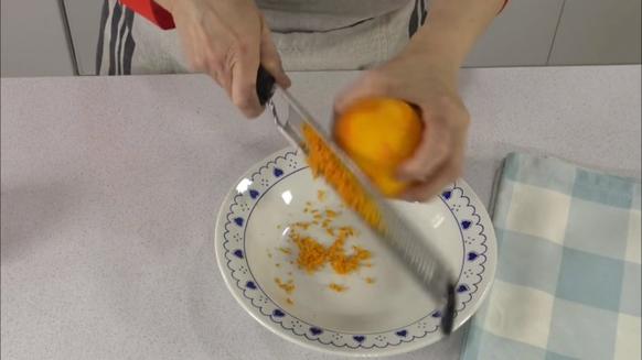 Вкусный апельсиновый торт, который можно приготовить в микроволновке за 5 минут