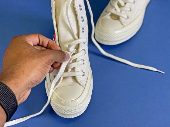 Как модно и необычно зашнуровать кроссовки: 3 различных способа с пошаговым руководством