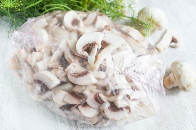 Ароматные шампиньоны: простые и практичные советы по заготовке и заморозке вкуснейших грибов